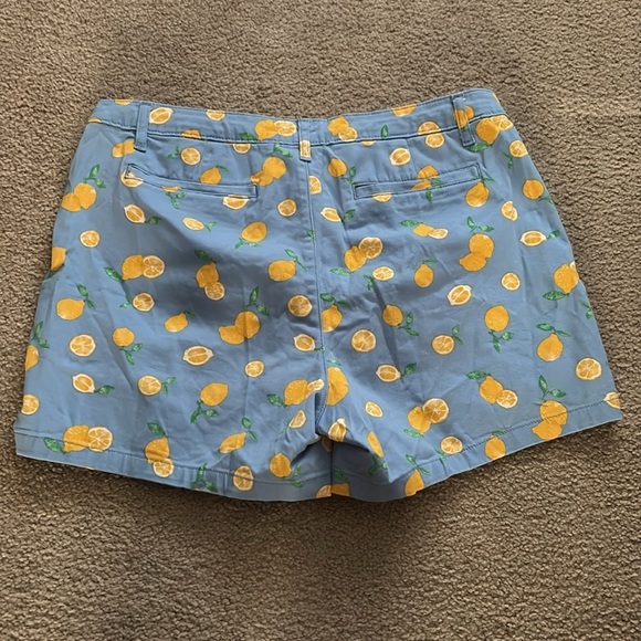 St. John's Bay Lemon Bermuda Shorts 5” size 12 - Picture 2 of 7